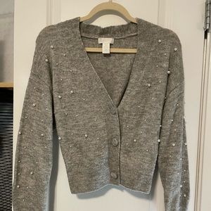 H&M grey pearl cropped cardigan